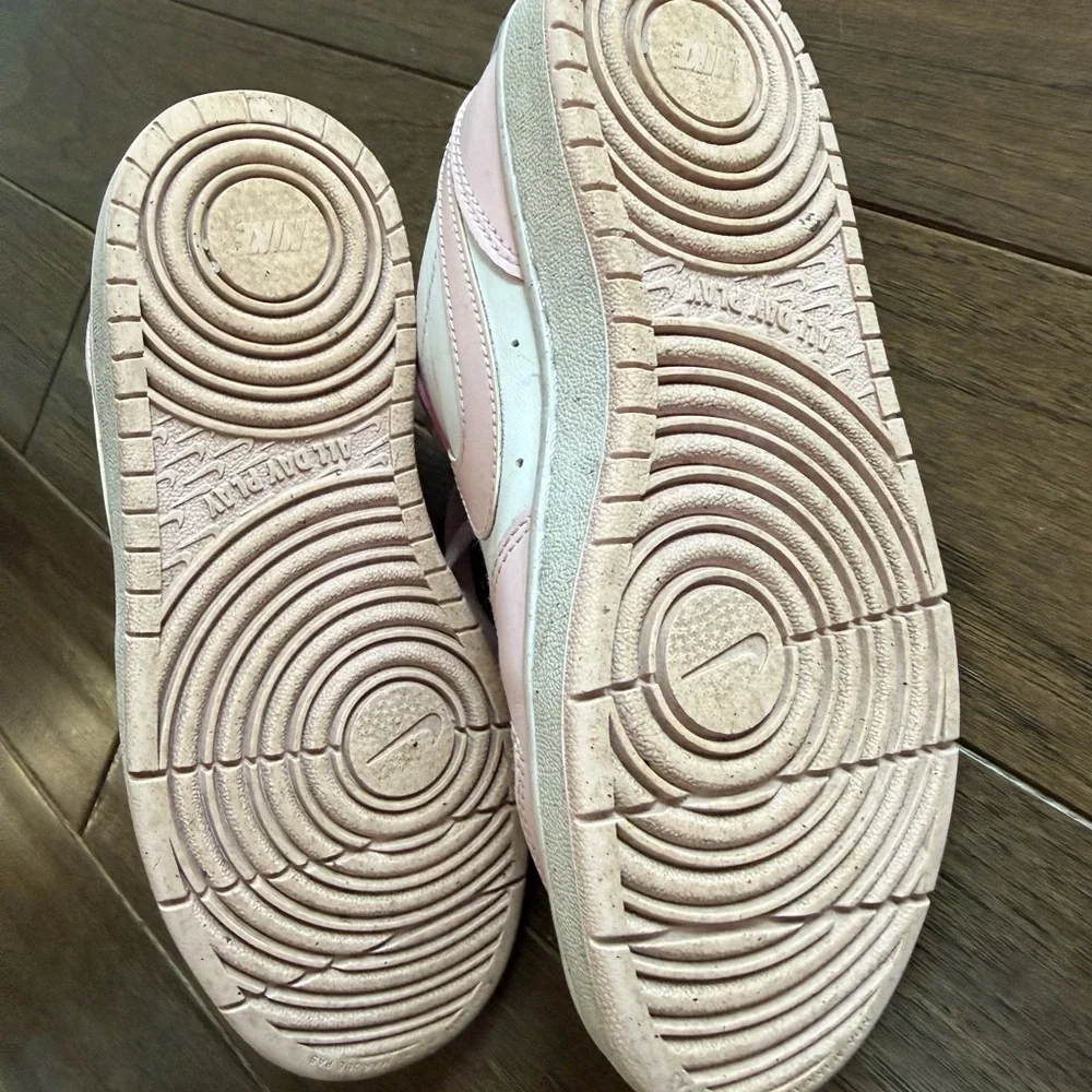 Nike sneakers size 3.5 y